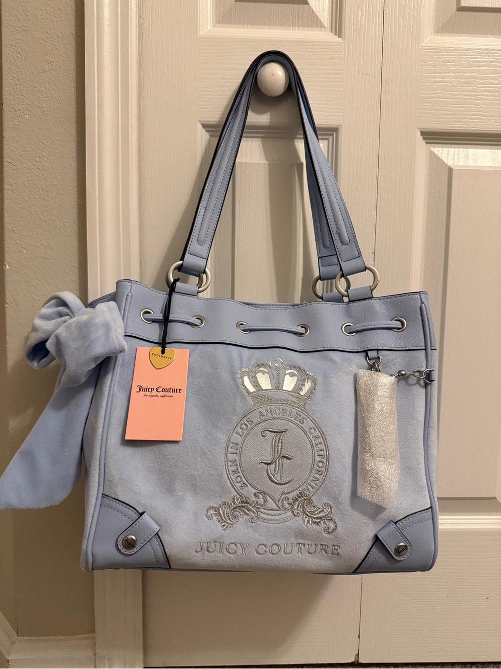 Juicy Couture Light Blue Shoulder Tote with Crest and Charm - Picture 4 of 6